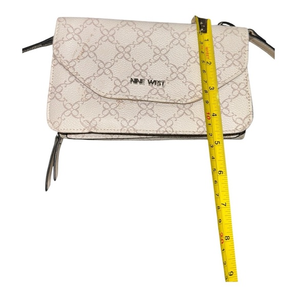 NINE WEST Zane SLG Small Crossbody Purse/Handbag Vanilla Logo 7.5x5 - Picture 7 of 11